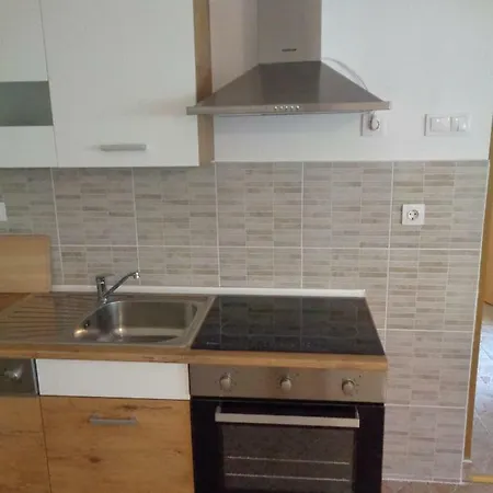 Nena's Place Ριέκα